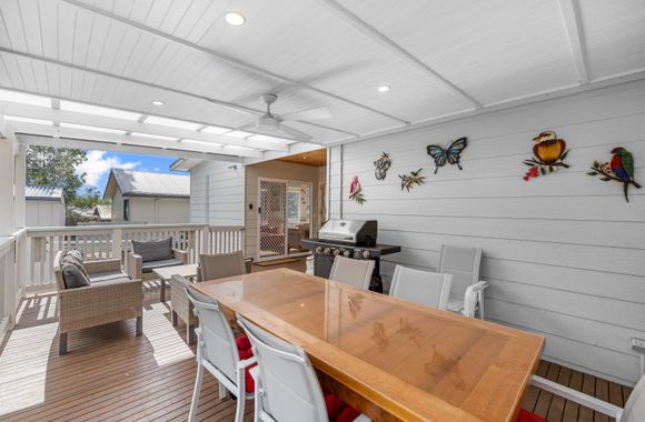 Cowes Beach and Boat House