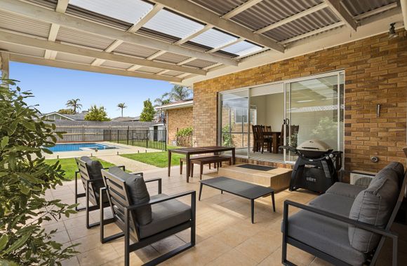 NELLY'S NOOK - SAFETY BEACH