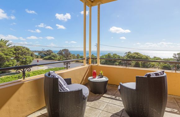 BEACH BELLE - MORNINGTON