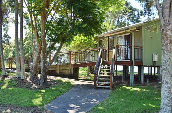 Coast & Country Cabin 6