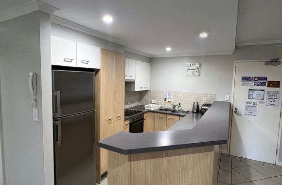 Jubilee Apartment 08