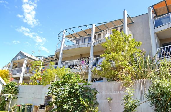 Jubilee Apartment 03