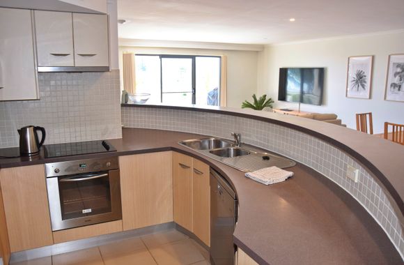 Jubilee Apartment 06