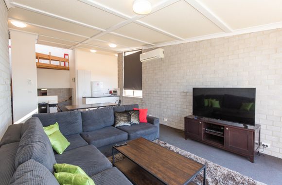 Tanderra – 18/28 Park Road