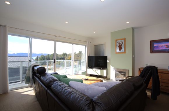 Opus - 2 /10 Poley Cow Lane