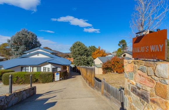 Banjo’s Way 1 – 1/23 Banjo Paterson Cres