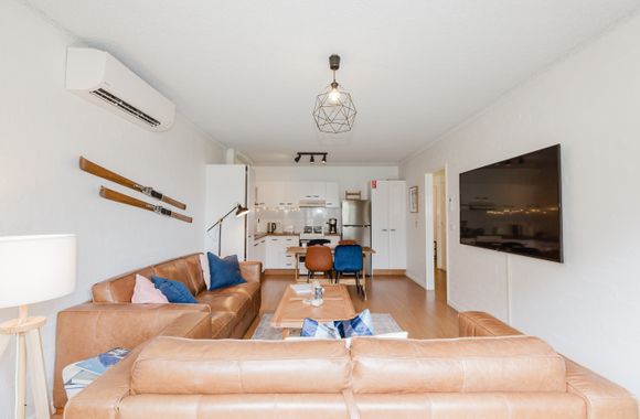 Alpine Mountain View - 24/13-15 Kirwan Close