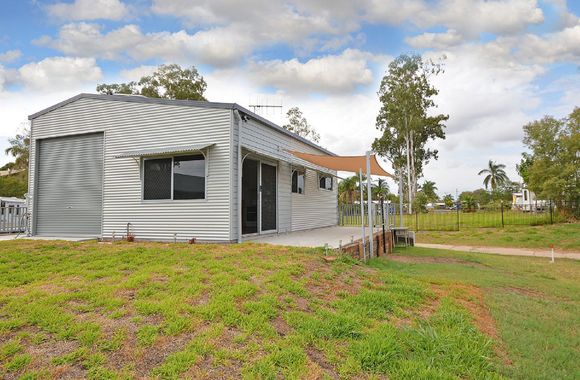 Hami's Retreat - Burrum Heads- Close to Boatramp -2BR - Aircon