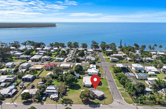 The Purple Cottage - Burrum Heads - Walk To Beach -2BR -...