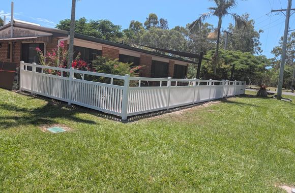 Yolanda - Burrum Heads- Beachfront - 3BR- Aircon