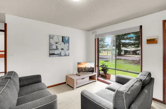 Eastern Beach Unit 3