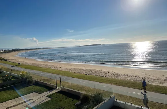 Waves @ Warilla/Shellharbour