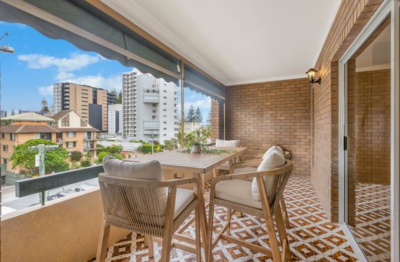 Rainbow Bay Beach Villa – Maybury 9