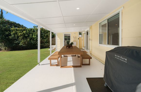 Sundaze at Fingal Heads