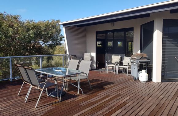 Stunning Sea Views on Surf