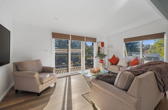 Coastal Charm on Crichton