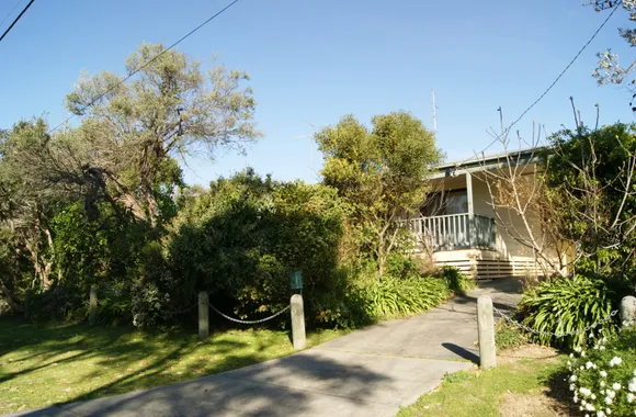 Tucked Away - 90 Lohr Avenue