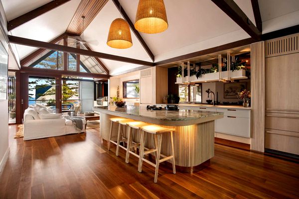 Kitchen under the beams