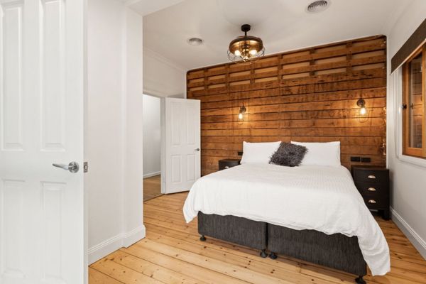 Bedroom 1 - Queen with bathroom attached