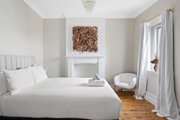 Bedroom 2 - Queen
