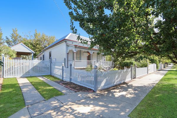 Audrey’s Of Beechworth NEW LISTING