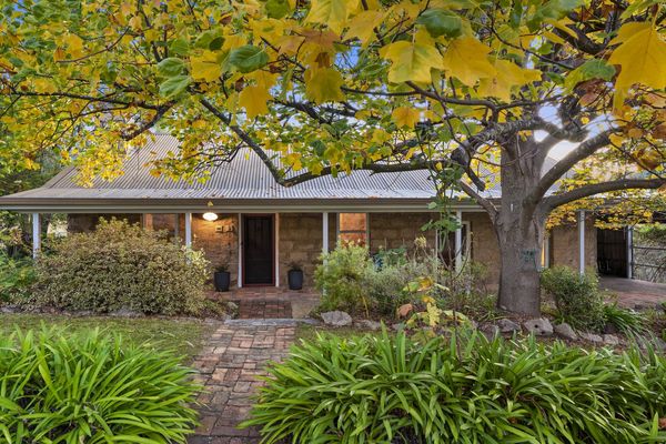 Cottage from the street
