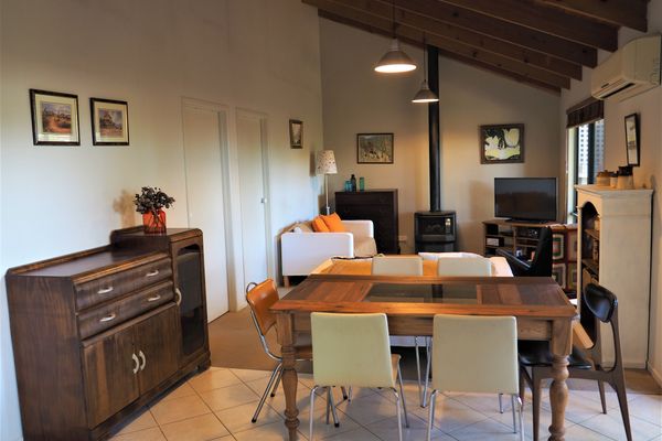 Sandhurst Escape 2-17