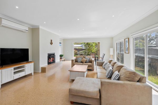 Minifie Beach House 13