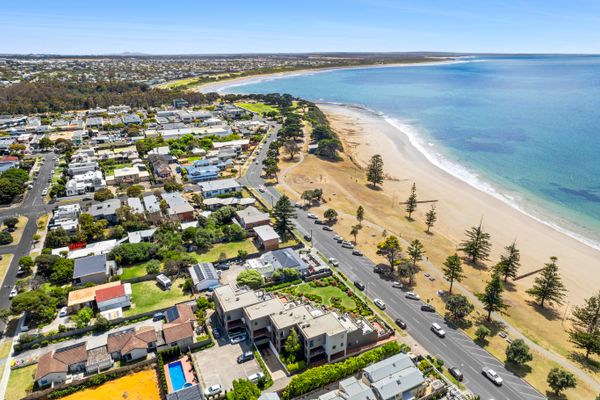 Beachfront Esplanade Apartment 12-20 | Ocean Views
