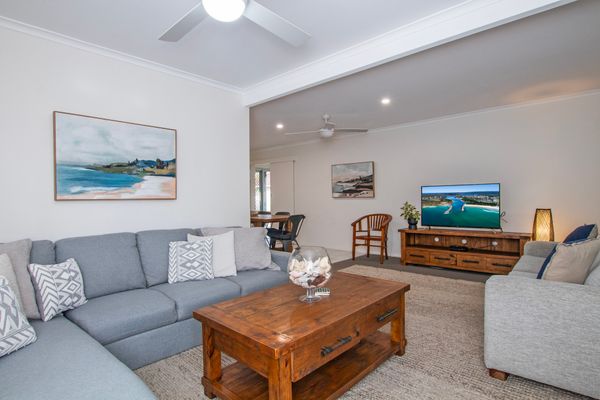 Evans Beach House – 24 Cedar Street