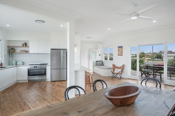 Cedar Retreat – 19 Cedar Street