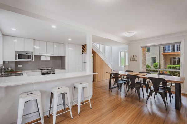 5/4 Flame Street