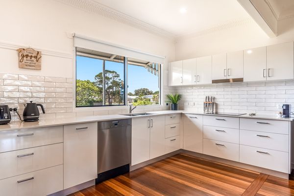 Salt on Cedar – 17 Cedar Street