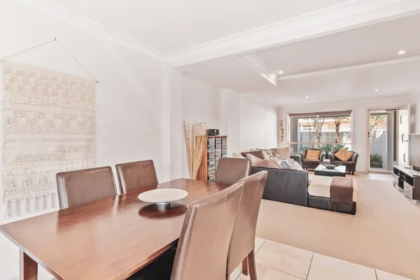 Jewel on Booyong – 3/23 Booyong Street