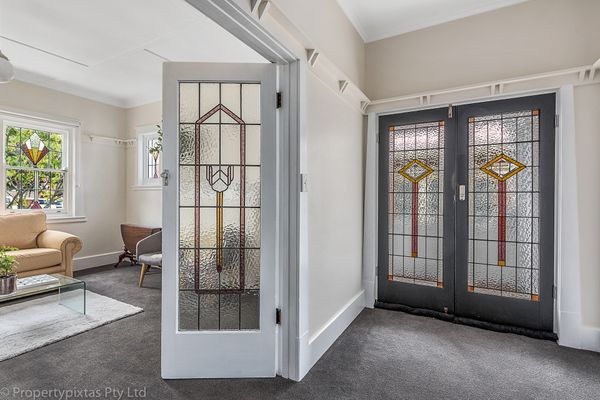 Best on Burnett best location parking sleeps 8