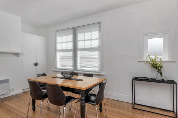 Best on Letitia Central spacious stylish sleeps 6