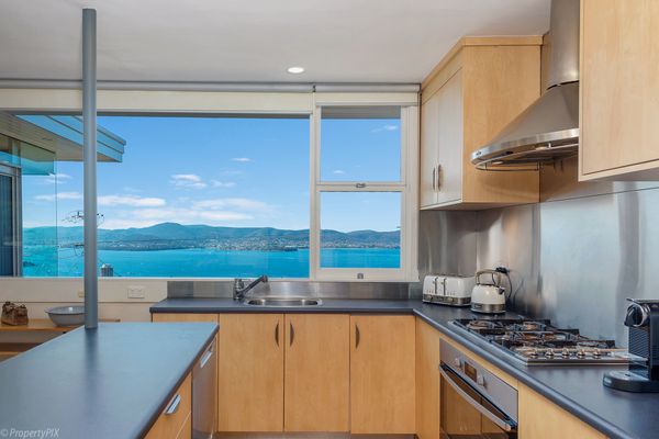 Kitchen - entry level