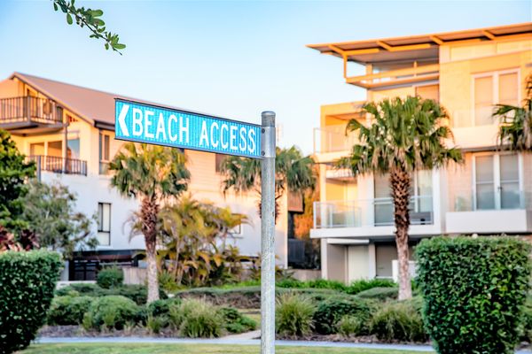 Bennett’s by the Beach