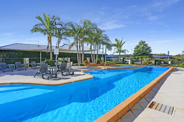 Boathouse 107 – Pool side apartment