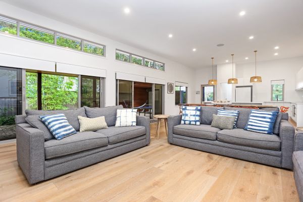 Russell Street Retreat