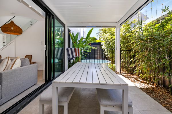 3/104 Booner Street