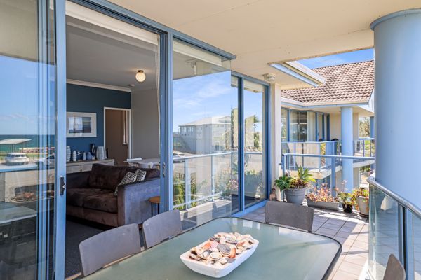 Nautilus 6 Beach Front Bliss