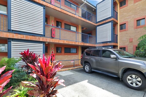 Providence 3 – 100m to the Beach, Ground Floor Retreat