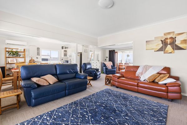 Glory House @ Culburra – Beachfront