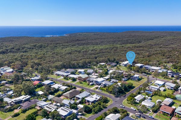Beachcomber @ Currarong – Pet Friendly – 5 Mins Walk to Currarong Rockpools