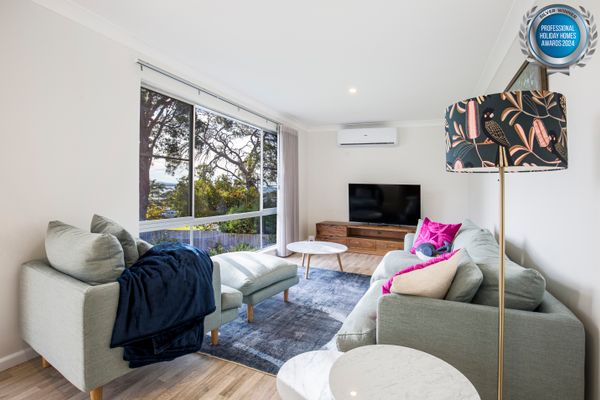 WindanSea Cottage – Pet Friendly – Ocean Glimpses