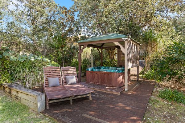 Malda’s Retreat – Pet Friendly Absolute Beachfront