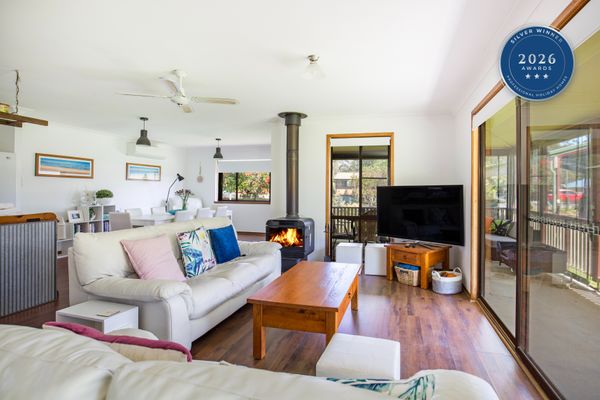Callala Calm – Pet Friendly – 5 Mins Walk to Beach