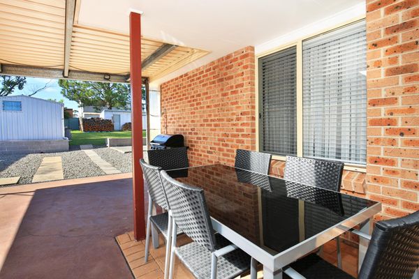 Kingfisher – Pet-Friendly – 10 Min Walk to Beach