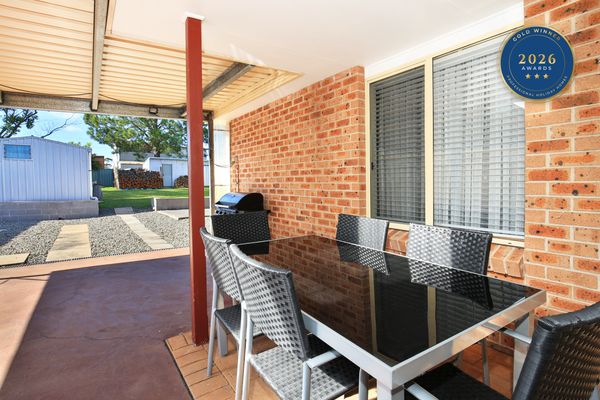 Kingfisher – Pet-Friendly – 10 Min Walk to Beach